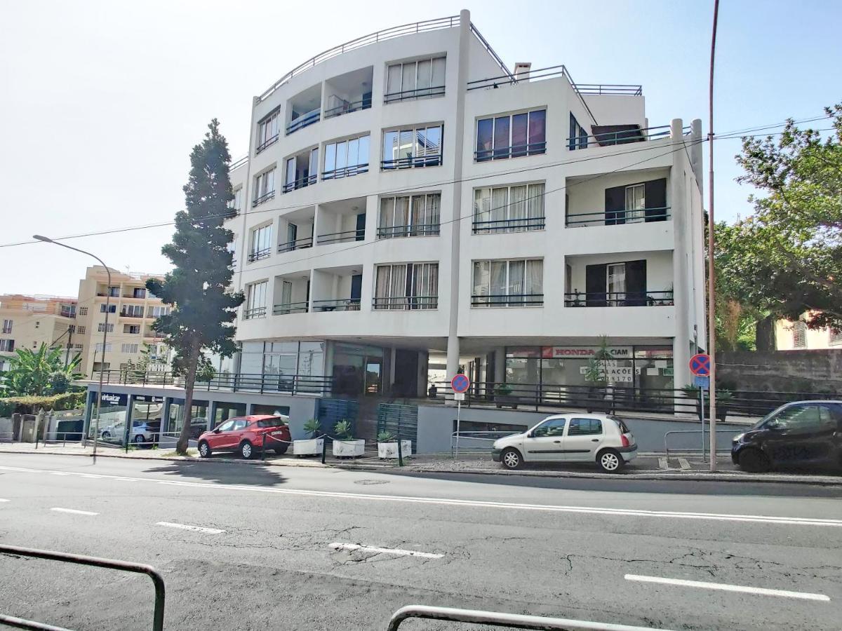 Barreiros Archdesign Apartment ฟุงชาล ภายนอก รูปภาพ