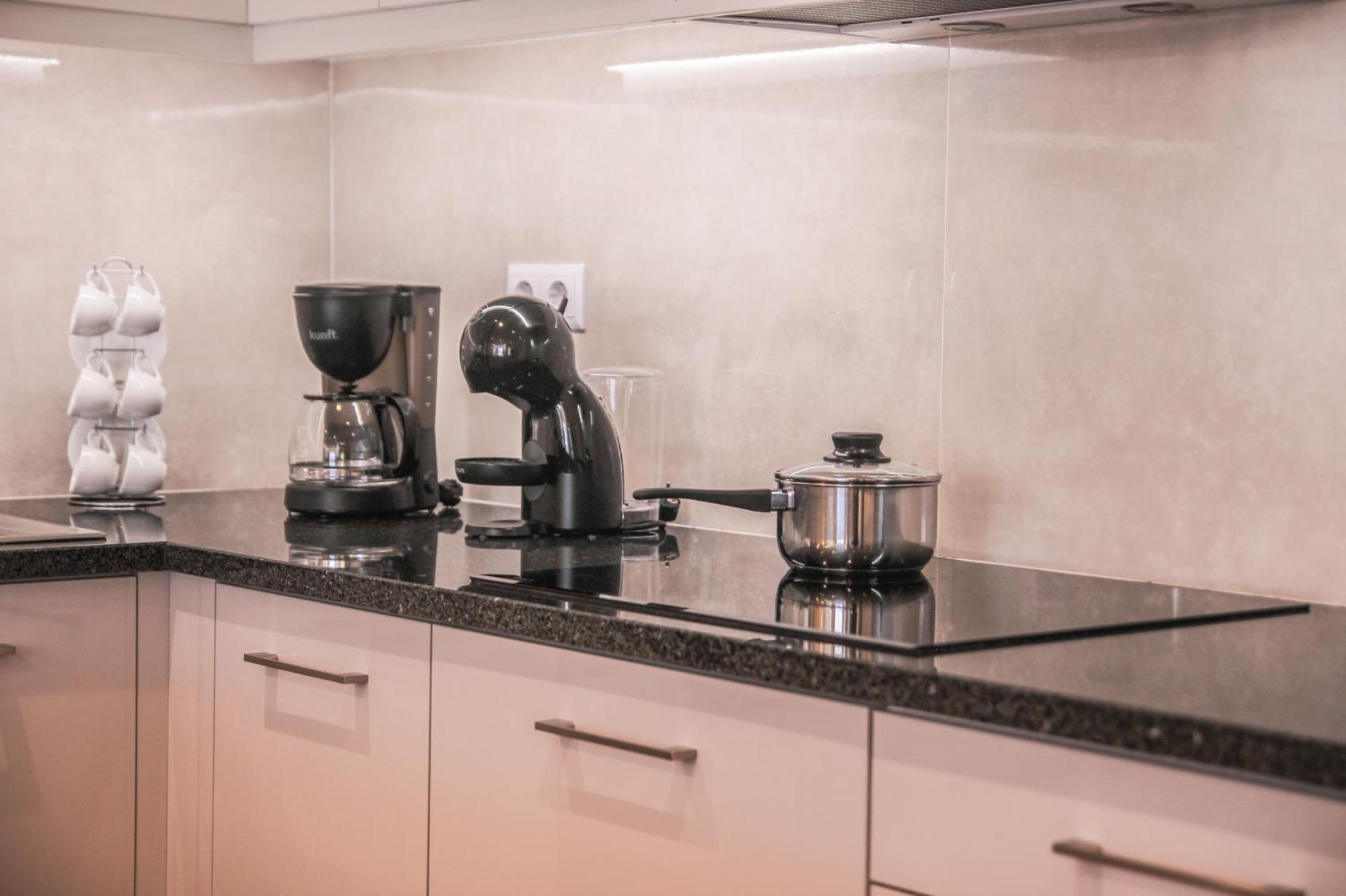 Barreiros Archdesign Apartment ฟุงชาล ภายนอก รูปภาพ