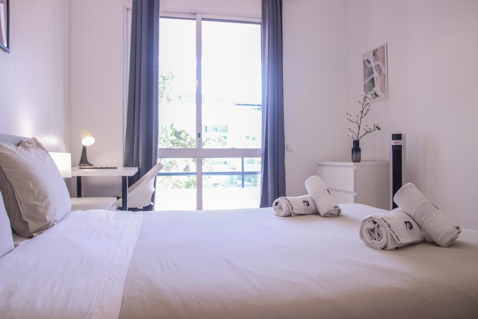 Barreiros Archdesign Apartment ฟุงชาล ภายนอก รูปภาพ